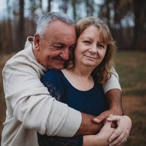 Meet your Posher, Lois